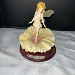 La Verona Collection Fairy Winged Angel on hibiscus Iridescent Wings